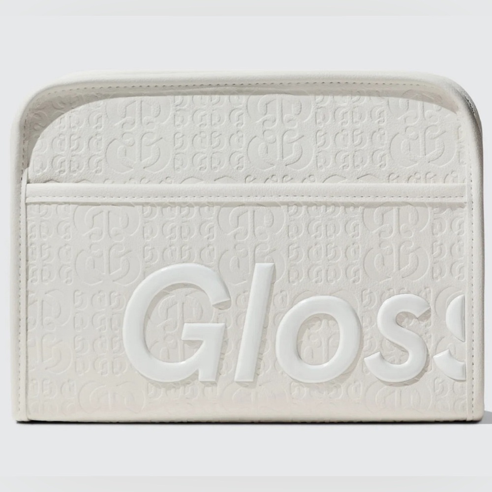 Limited Edition Glossier Beauty Bag in Snow